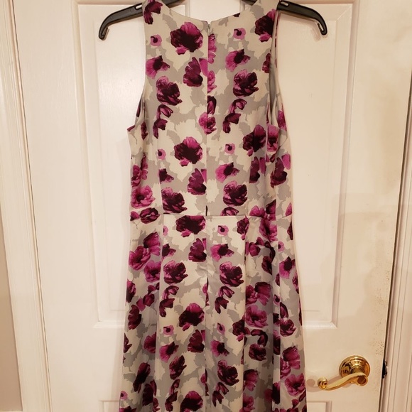 a light gray dress with purple flowers - Picture 2 of 3